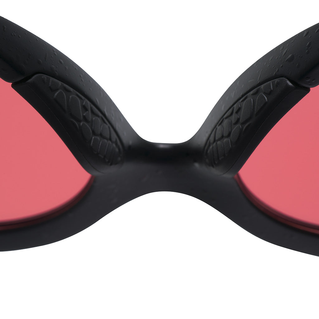 The Blacking Out Admirer image 11